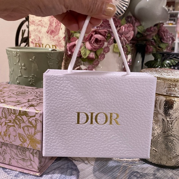 Dior Fragrance & Lipstick Set - Picture 4 of 4